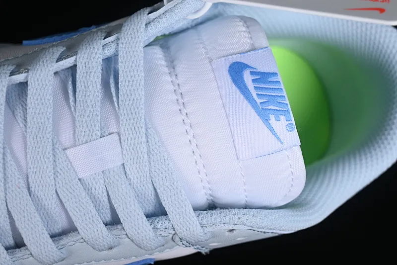 All categories Nk SB Dunk series Nk SB Dunk Low low-top sneakers F version Nk Dunk Low "Blue Tint" small fresh blue SB low-top casual sneakers DD1873-400